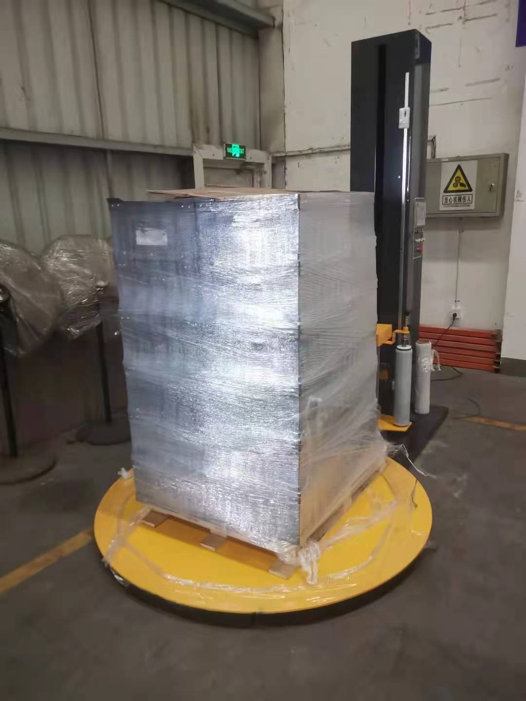 濟(jì)南哪里有賣薄膜纏繞機(jī)托盤(pán)的